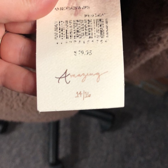 Fuzzy half zip - Picture 3 of 5